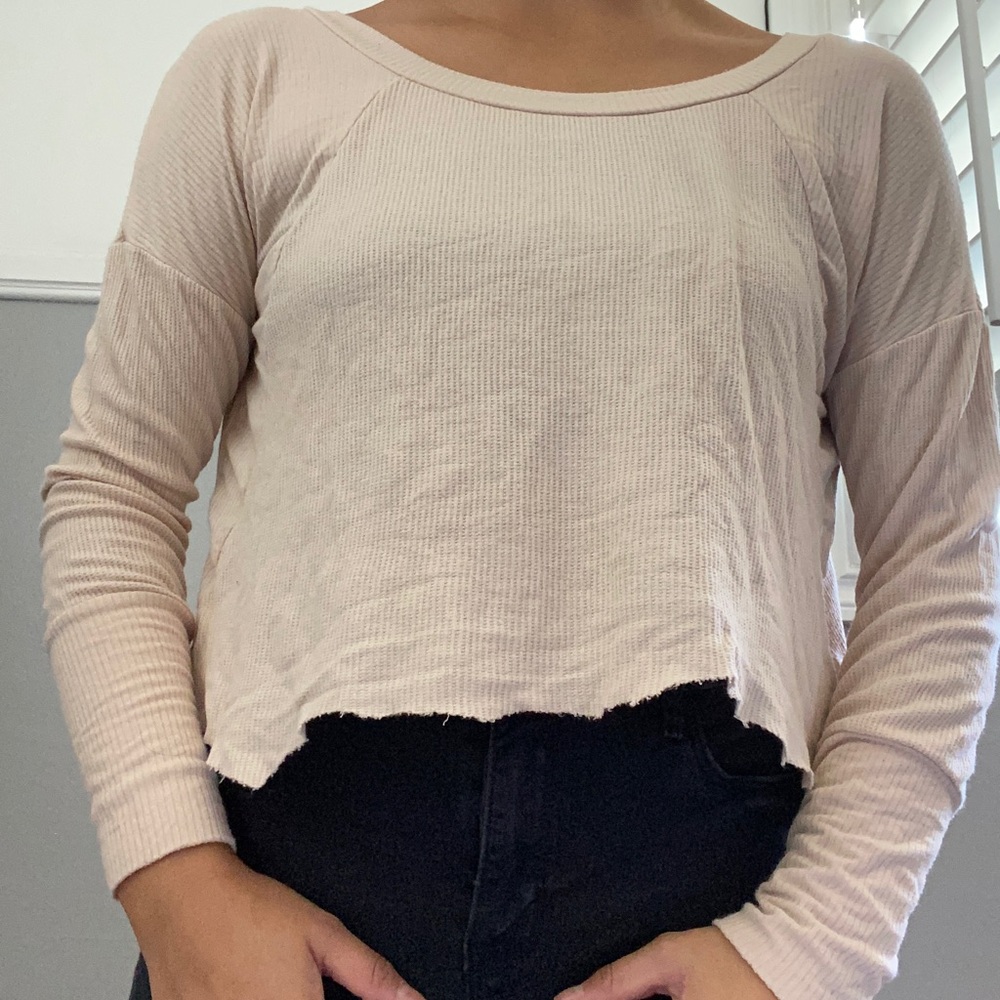 Cropped peach long sleeve shirt